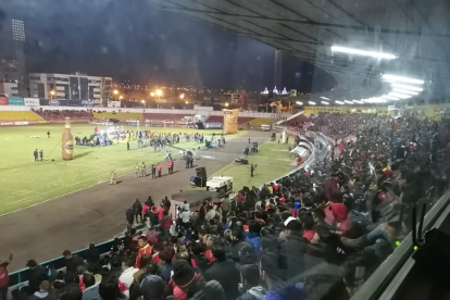 Estadio Serrano Aguilar, Cuenca, Ecuador