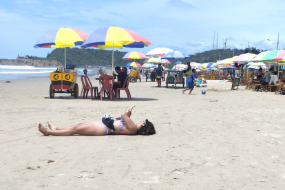 Control. Serán decomisadas las espumas que lleven los turistas.