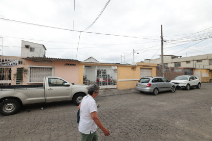 Dabolep S.A., una de las empresas usadas, está domiciliada en una casa donde dicen no conocerla.