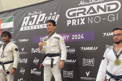 Kike conquistó el podio del torneo AJP Barcelona.