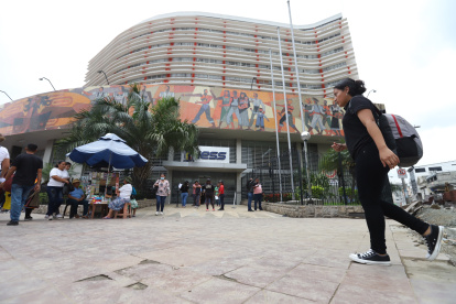 Sede.- El edificio del Instituto Ecuatoriano de Seguridad Social (IESS) en Guayaquil.
