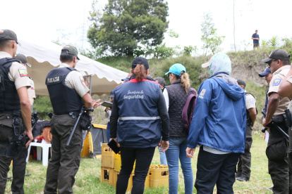 Los asistentes fueron desalojados del lugar y se decomisaron bebidas alcohólicas