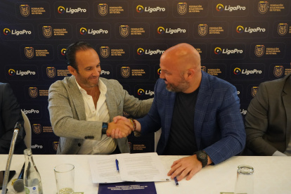 LigaPro tiene convenio con FEF para organizar los campeonatos nacionales de la serie A y serie B