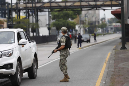 Militares patrullan los distintos territorios del país.