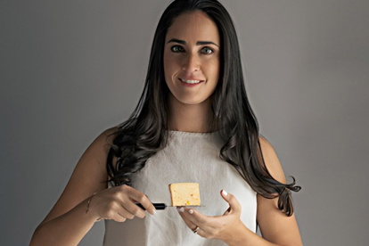 María Gloria Macías.