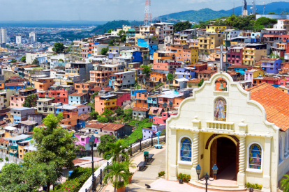 Guayaquil, al igual que otras ciudades del país, aún tiene vigente el toque de queda.