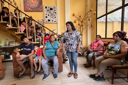 Patricia Castillo le dedica tiempo y el esfuerzo a las familias de San Jerónimo.