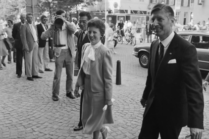 Amsterdam. El ex  primer ministro neerlandés Dries van Agt y su esposa Eugenie, en un momento de su vida.