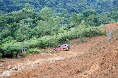 Una nueva víctima mortal se reportó tras la creciente del río Ganache en Ponce Enríquez.