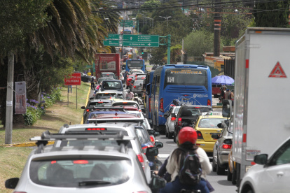 La medida busca minimizar el tráfico vehicular en horas pico.