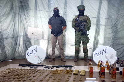 Evidencias encontradas encaletadas en el interior de la cárcel de Cotopaxi.