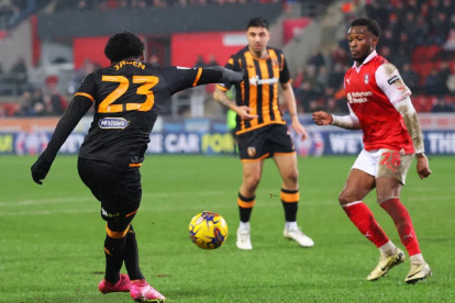 Jaden Philogene y su gol de rabona