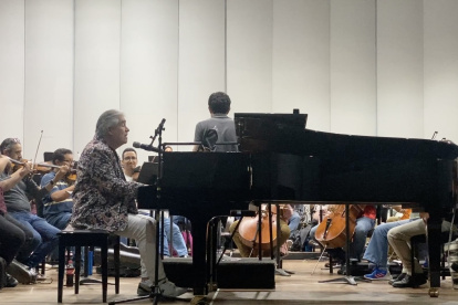 Cantante. Omar Montalvo, conocido como ‘El Señor Bolero’, interpretará Salut d´Amour en compañía de la orquesta.