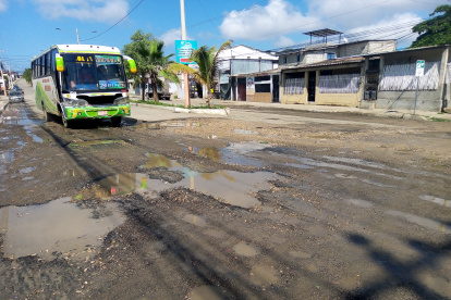 Engabao. Así permanece la ruta que conecta a ese punto turístico.