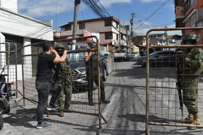 Ambiente exterior del del Centro de detención provisional del Inca.