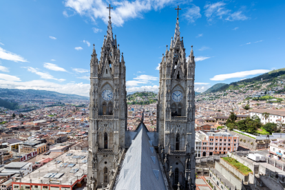 Quito, al igual que otras ciudades del país, aún tiene vigente el toque de queda.