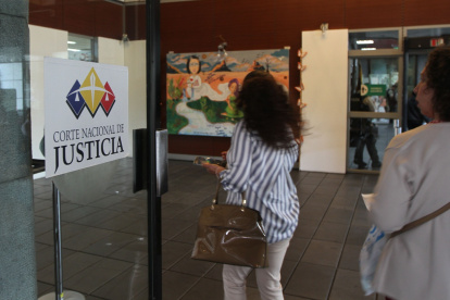 Habrá el plazo de un año para implementar los jueces especializados si gana el sí