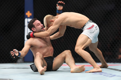 El ecuatoriano cayó en su debut en la UFC