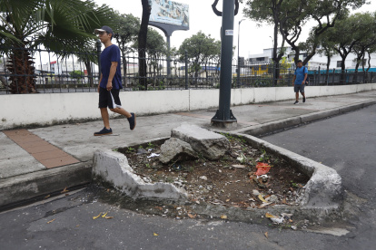 Daño. La ciudadanía reclama por el aspecto deplorable que dan.