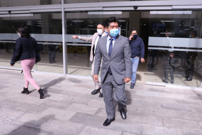 El exalcalde Jorge Yunda es investigado por presunto peculado en la compra de pruebas covid