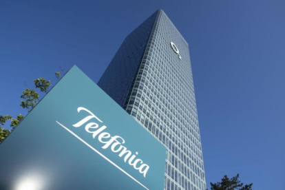 Sede.- Uno de los edificios de la empresa Telefónica.