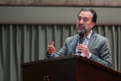 El alcalde Pabel Muñoz es imputado por haber participado en la campaña de Luisa González.