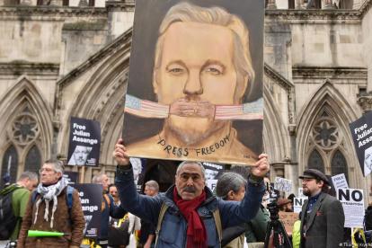 Protesta a favor de la liberación de Julian Assange, en Londres.
