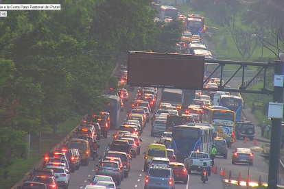 Cámaras de vigilancia  registraron el atasco que se mantuvo por horas en vía a la costa