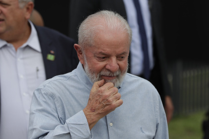 El presidente de Brasil, Luiz Inácio Lula da Silva, participa en la inauguración de la Terminal Intermodal Gentileza (TIG) este viernes en Río de Janeiro (Brasil).