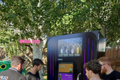 Madrid. Mixo, robot que integra todos los servicios y ahorra tiempo.