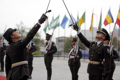 Ecuador vive un proceso democrático para ir a urnas en abril próximo.