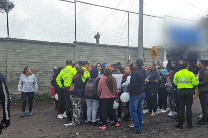 Coordinación. Los padres se interesan en conformar grupos para reforzar la seguridad con brigadas