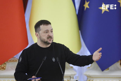 El presidente de Ucrania, Volodímir Zelenski, en una rueda de prensa este sábado 24 de febrero en Kiev.