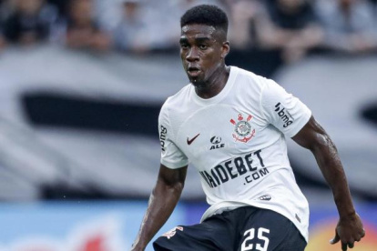 Félix Torres mantiene un nivel importante pese a la derrota de Corinthians