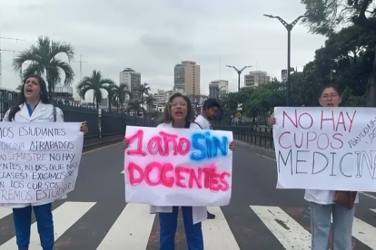 Imágenes de la manifestación que se dio el 15 de febrero en los exteriores de la universidad. .