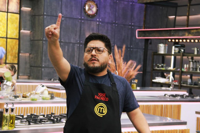 José Pacheco durante su paso por MasterChef Celebrity Ecuador.