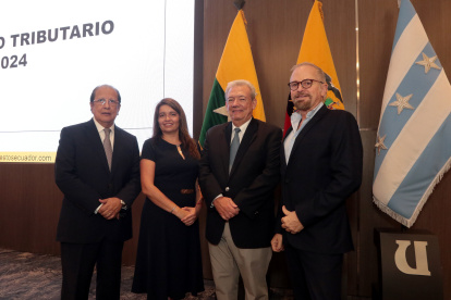 René Sánchez García, Patricia Reyes, César Barba y Hans Abate.