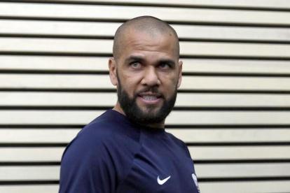 Dani Alves sentenciado por violar a una mujer en Barcelona, España