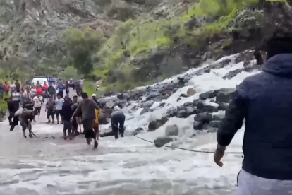 Afetaciones. Las vía que conecta a Cañete y Yauyos está intransitable.