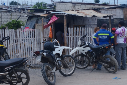 Escenario del crimen en Brisas del Mar, donde fueron asesinados dos hermanos.