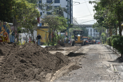El primer tramo intervenido fue el de la avenida 12 de Octubre hasta la av. 6 de Diciembre.