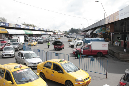 Tras el decreto del estado de excepción, los controles se intensificaron. Como resultados, se decomisaron armas blancas y licor sin registro sanitario.