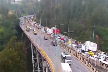 La entidad municipal recomendó a los usuarios tomar vías alternas