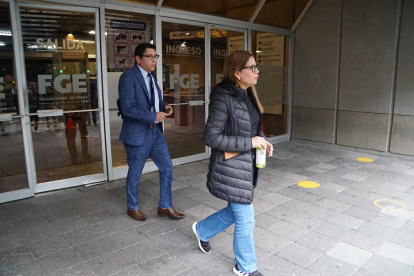 Diligencia. Pasada las 17:00 terminó de rendir la verisión la fiscal provincial del Guayas, Yanina Villagómez.