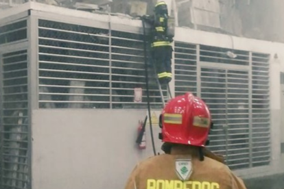 Personal del Cuerpo de Bomberos llegó hasta el lugar.