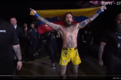 Chito Vera hizo su entrada al octágono con canción de rapero estadounidense.