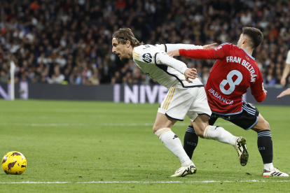 Elvolante croata Luka Modric llegó a los 350 juegos con el Real Madrid.