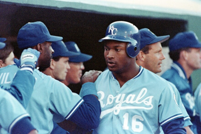 Bo Jackson es uno de los deportistas más importantes que pasaron por Kansas City