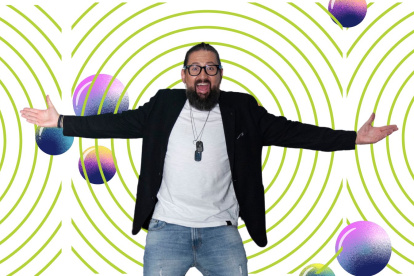 Jalál DuBois tiene 45 años.