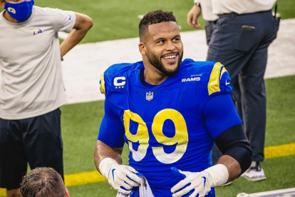 Aaron Donald, campeón en el Super Bowl anunció su retiro profesional de la NFL